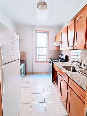 3rd image of 30-45 34th St #2R