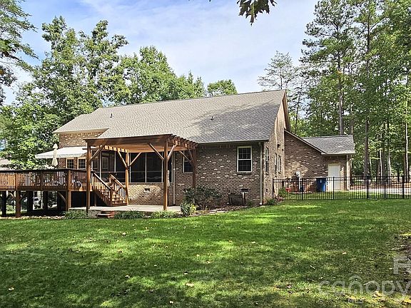 5th image of 4587 Sawgrass Ct