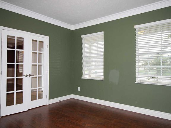 3rd image of 115 Arrow Wood Ct