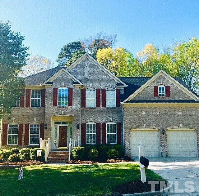 2nd image of 306 Banyon Tree Ln