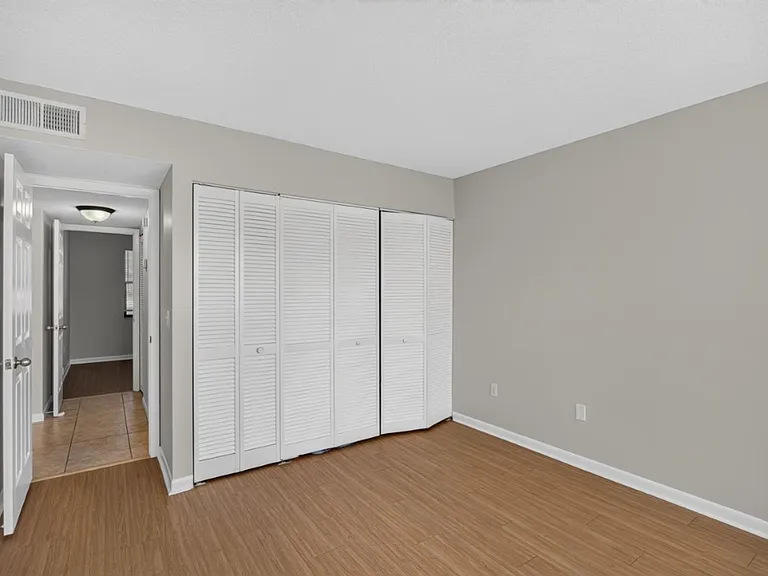 700 W Pope Rd #H61 — Photo 22