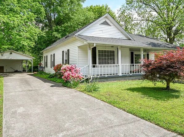 1870 Oak St NW, Cleveland, TN 37311