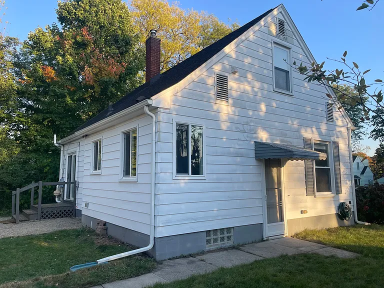2112 Alice St — Photo 4