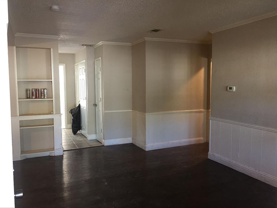 1st image of 3212 Sunday St