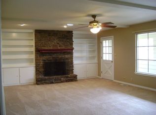14163 Wolf Dr, Rogers, AR 72756