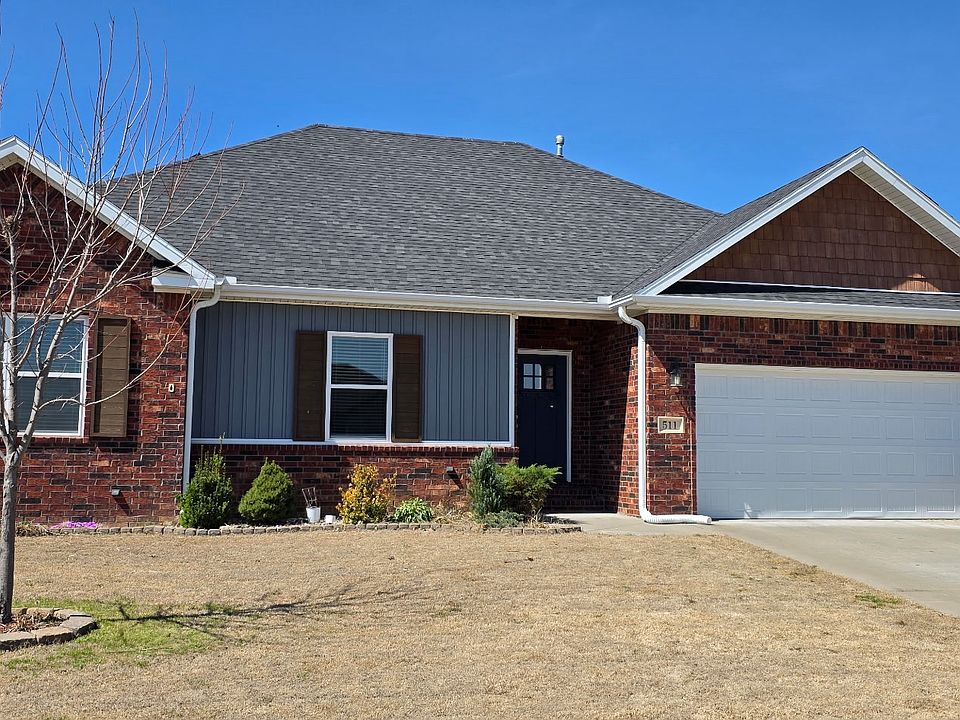 1st image of 511 Captain Stockton St