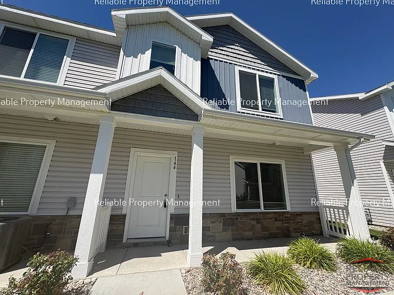 144 S Emery Ln — Photo 4