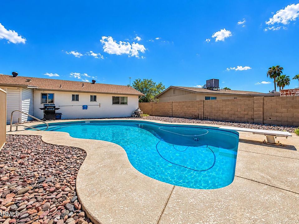 1st image of 314 W PINON Avenue
