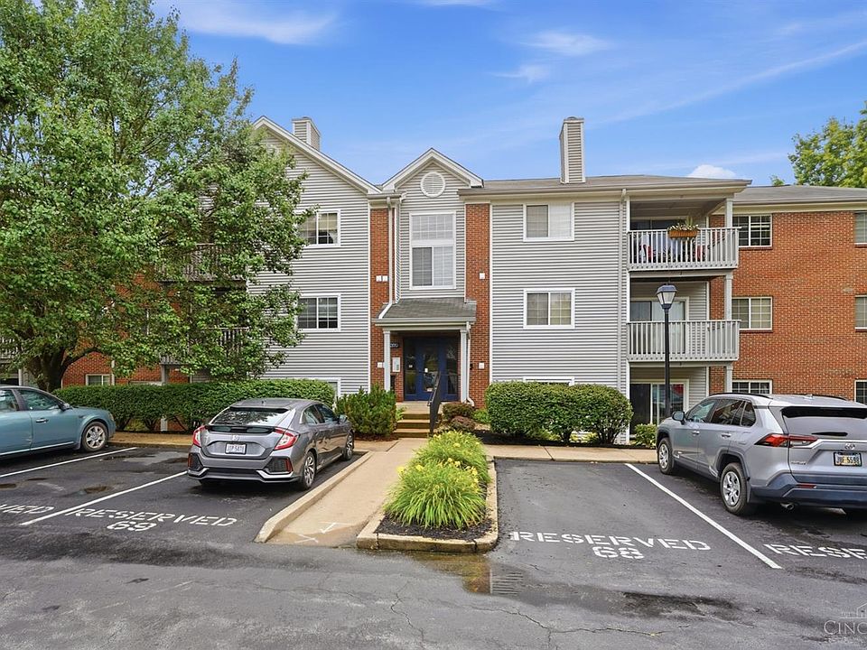 1st image of 7370 Ridgepoint Dr APT 6
