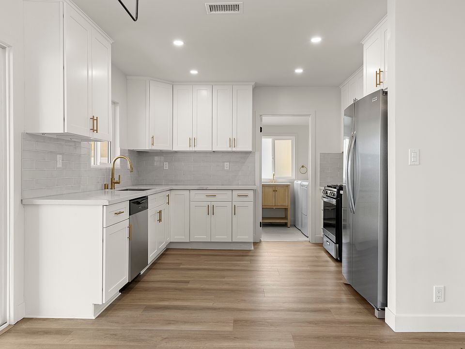 1st image of 8759 Snowden Ave