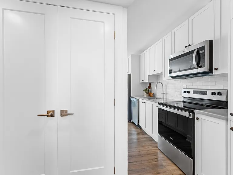 157 Sanford Ave #A — Photo 16