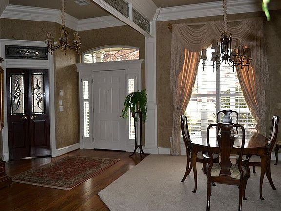 4th image of 2609 SW 121st Ct