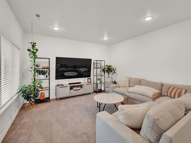 3078 N Bend Ln — Photo 5