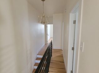 914 S Alden St, Philadelphia, PA 19143
