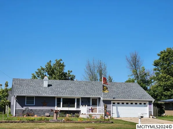 1626 4th St SW, Mason City, IA 50401