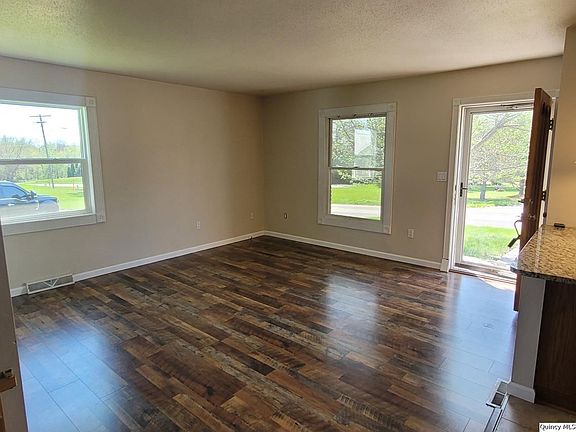 3rd image of 3019 S 48th St