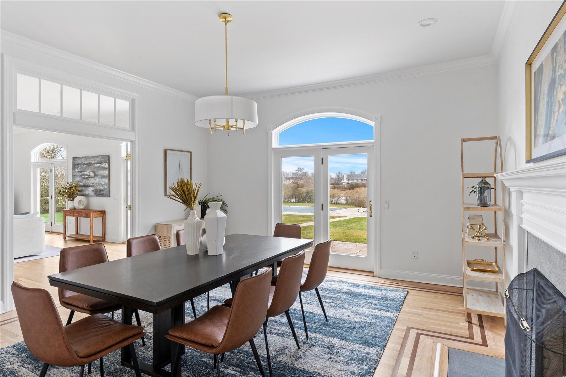 99 Pheasant Close E, Southampton, NY 11968 Out East