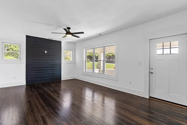 2611 McCallie Ave — Photo 4