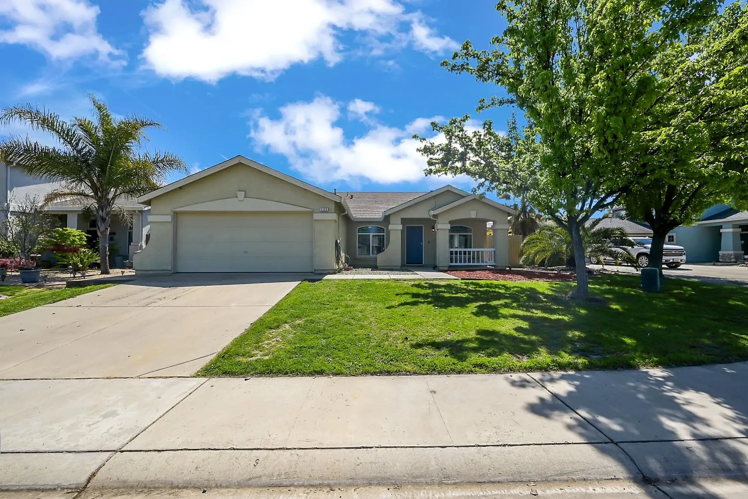 124 Johnson Ct photo 1