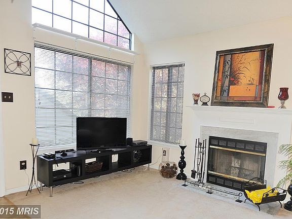 4th image of 7012 Irwell Ln #14C