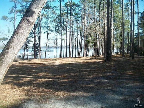 4th image of 1250 Riverbend Dr SW
