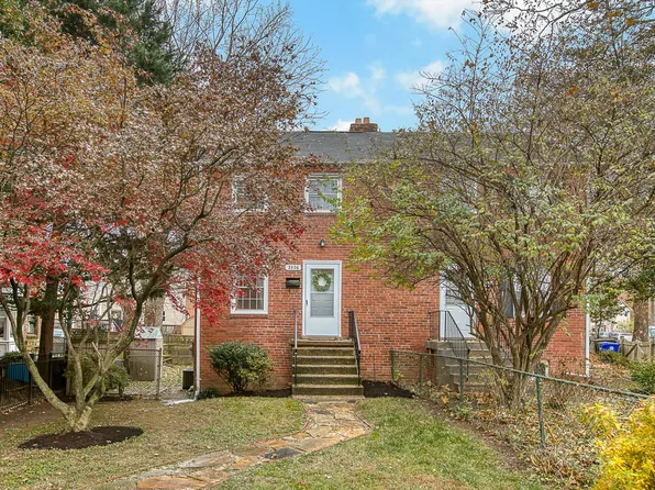 2526 N Winchester St, Arlington, VA 22213