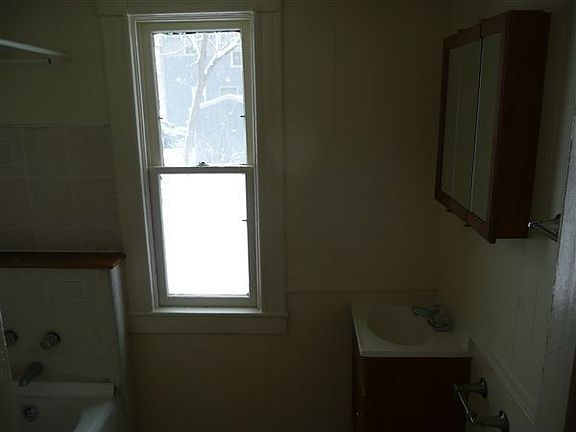 38 Home 029