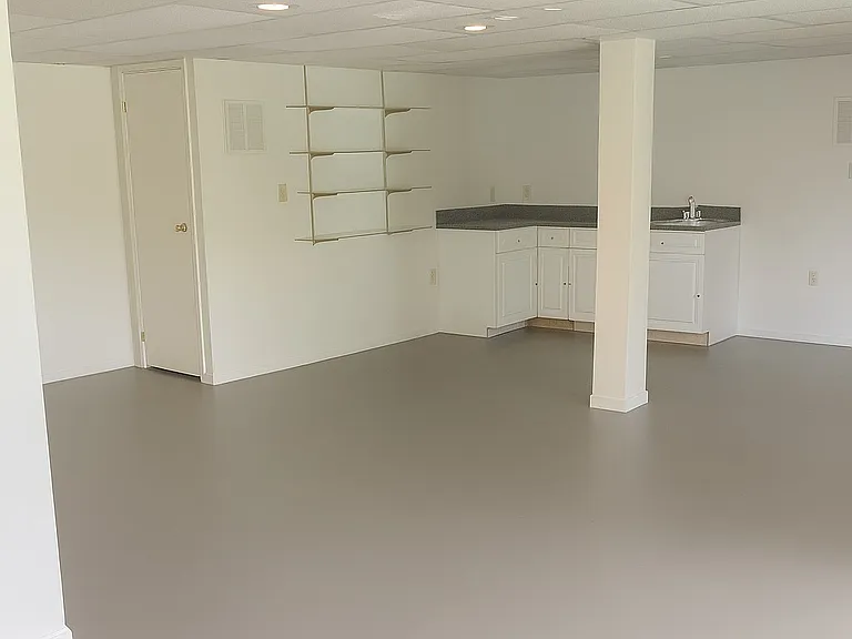 511 W Buckingham Dr — Photo 11