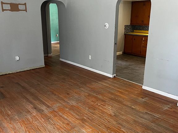 2nd image of 2217 E 27th Ave