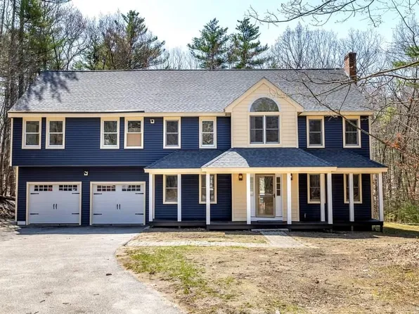 60 Marilyn Park Drive, Hampstead, NH 03841
