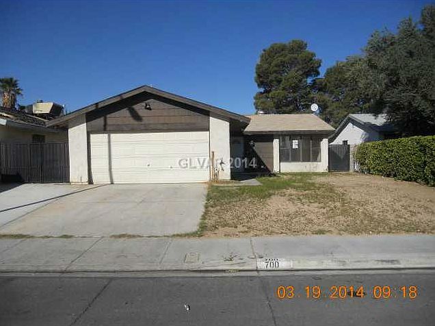1st image of 700 Watkins Dr
