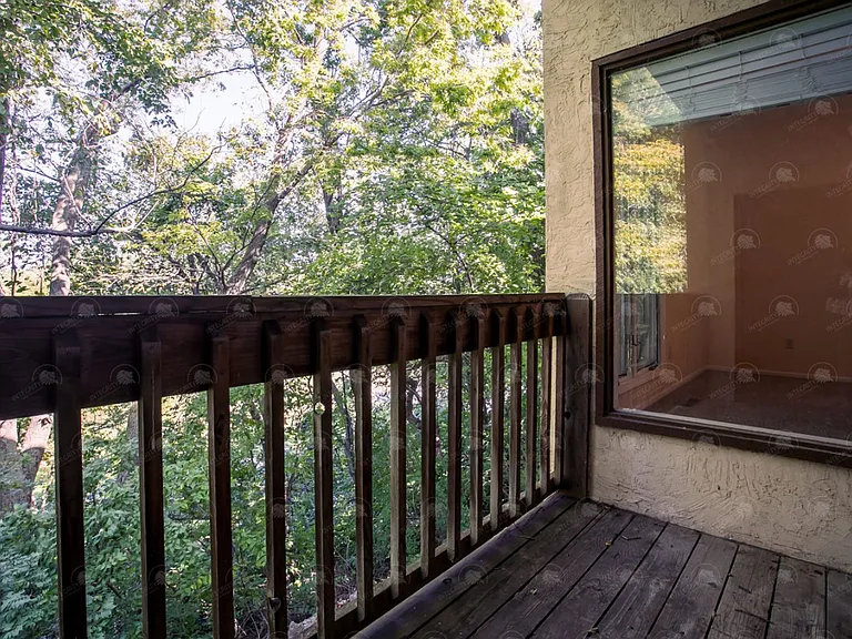 4800 Horton St — Photo 13