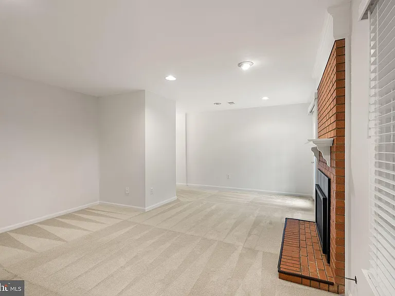 3855 Inverness Rd — Photo 43