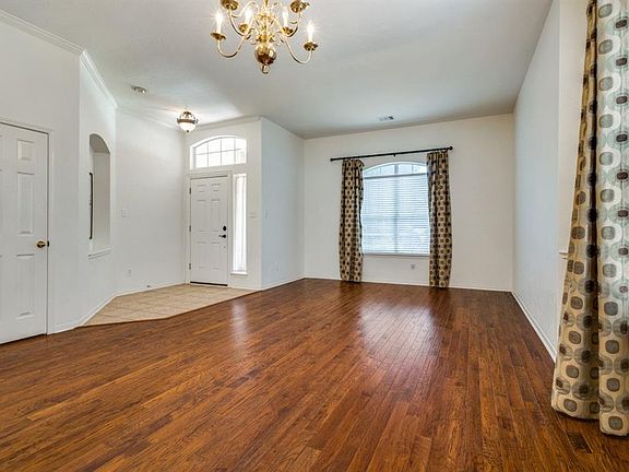 4th image of 6216 Eagle Creek Dr