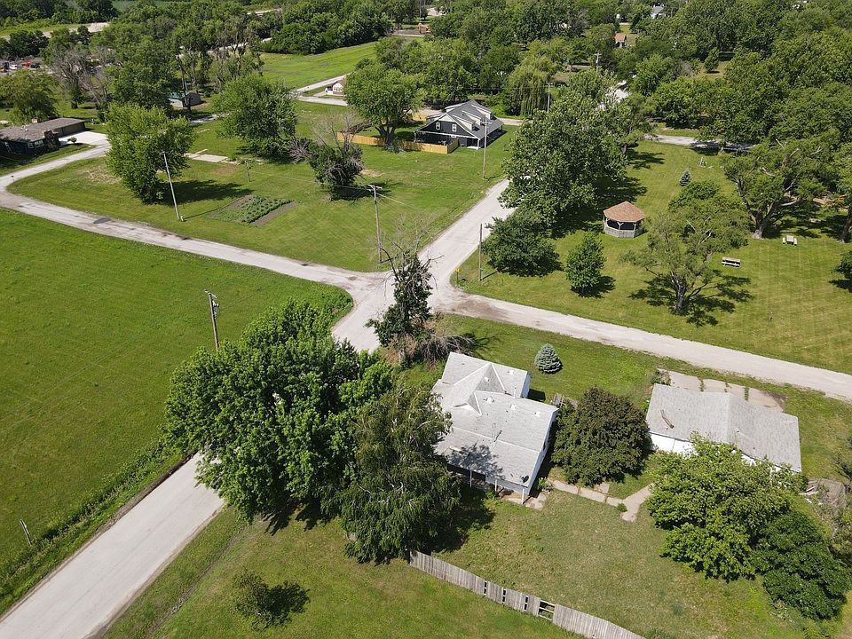 1001 Lincoln Ave, Pacific Junction, IA 51561 Zillow