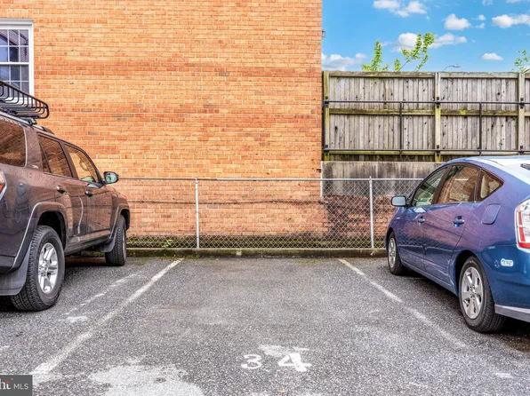 922 24th St NW #34, Washington, DC 20037