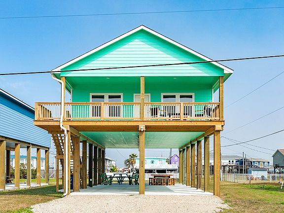 2nd image of 523 Thunder Rd