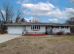 5454 N Jefferson Rd, Midland, MI 48642
