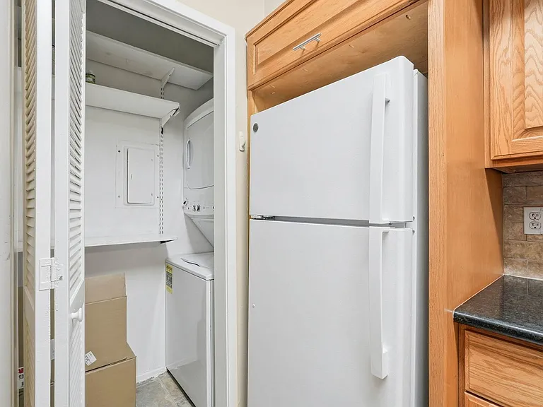 2025 Augusta Dr #605 — Photo 14