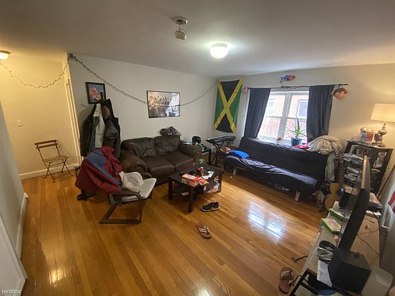 landlord_unit_photo_49112632_15