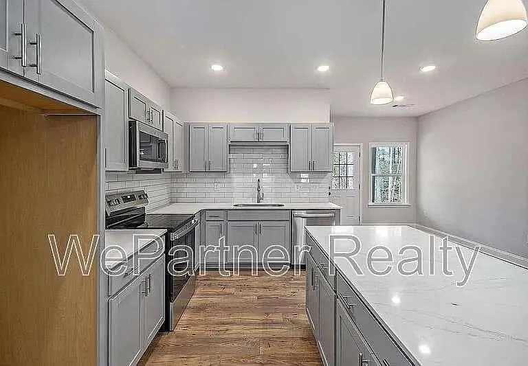 136 Crest Pointe — Photo 4