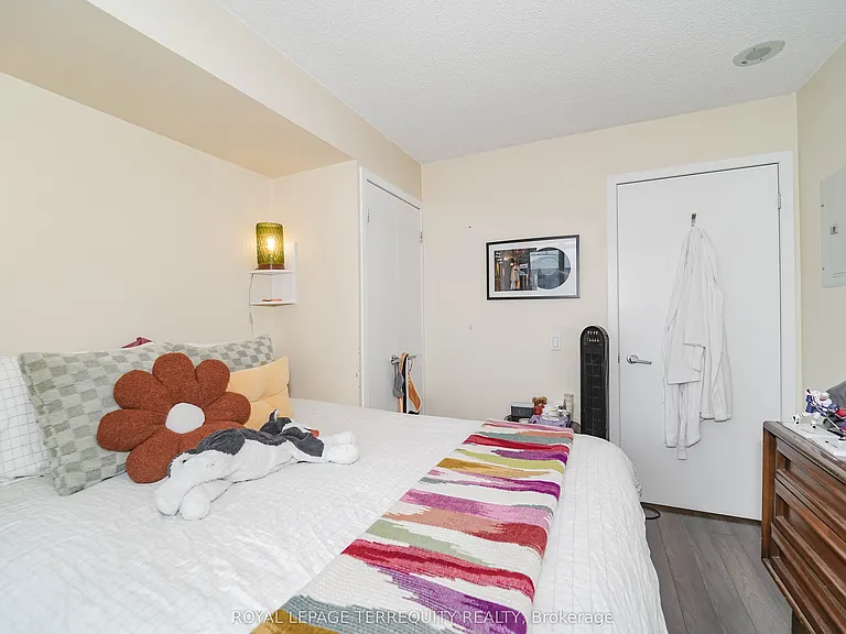 361 Front St W #1603 — Photo 17