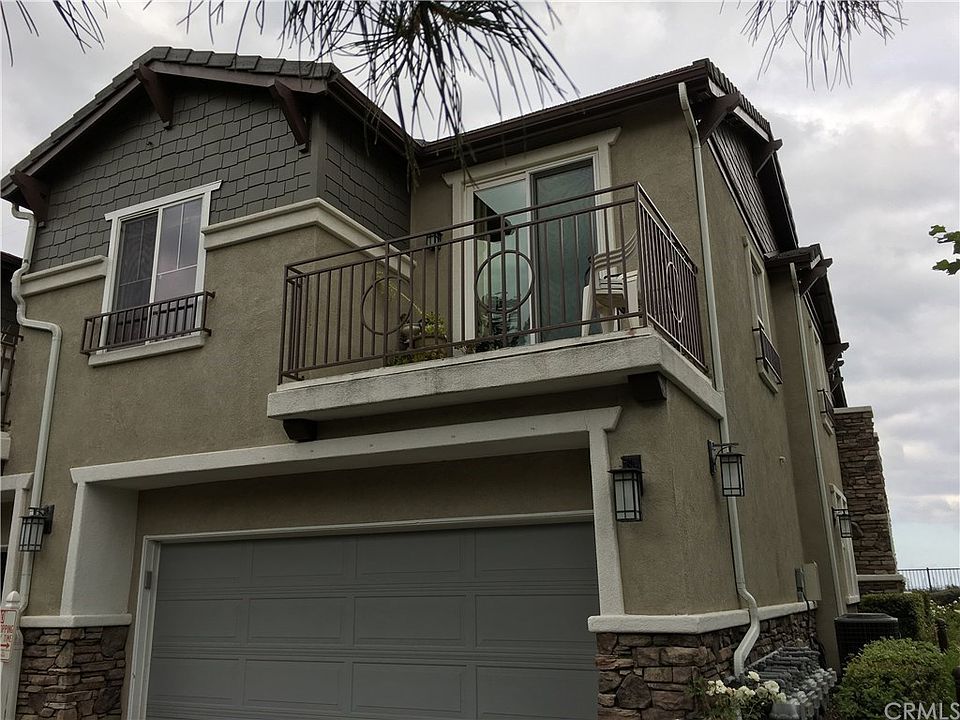 1st image of 16713 Nicklaus Dr Unit 4