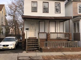 386 Halsted St, East Orange, NJ 07018