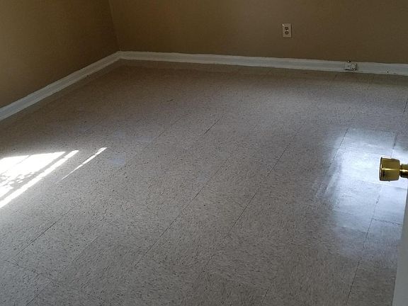 3rd image of 4209 Warbonnet St