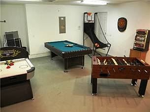 HGP4P211KD-games-room