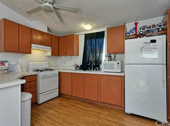 3rd image of 25057 Camino Del Sol