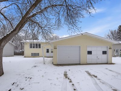 3223-3225 2nd St N, Fargo, ND, 58102