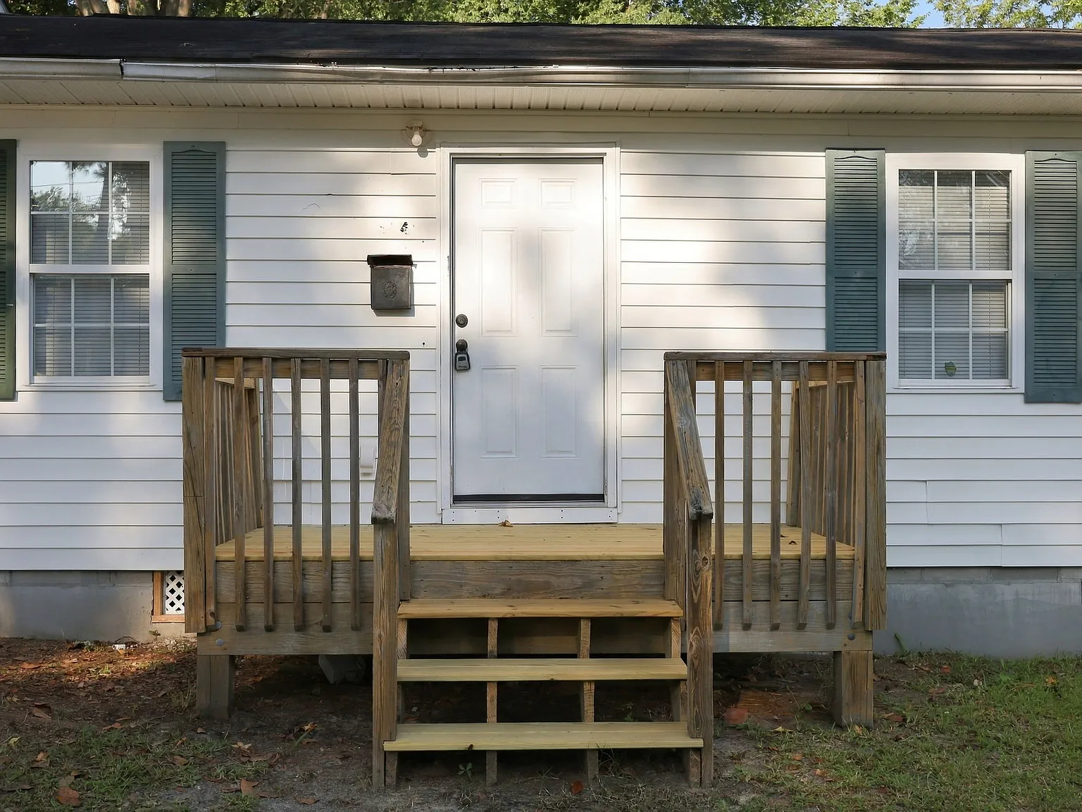 4 bed, 3.5 bath, 1548 sqft, $2,400 — Photo 4