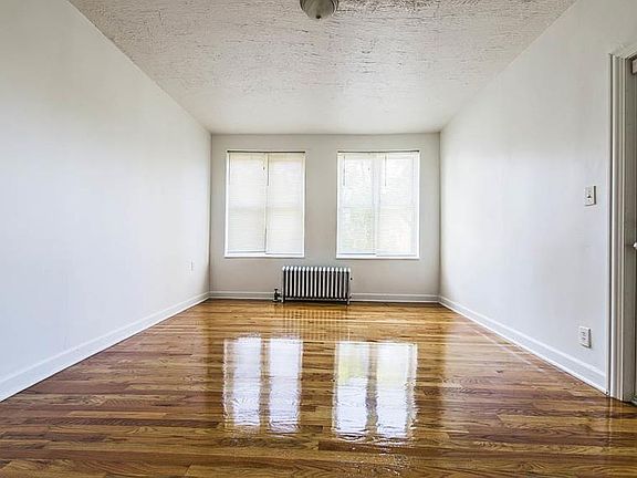 2nd image of 148 N La Crosse Ave #2192765